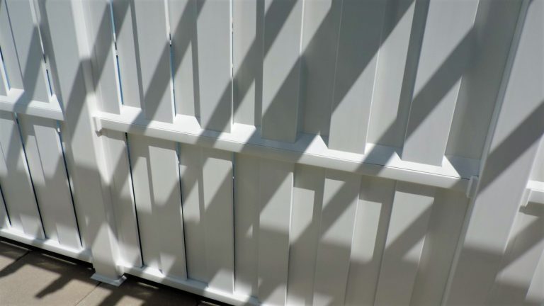 Vinyl PVC custom fence Finyl Sales Shadow box fence